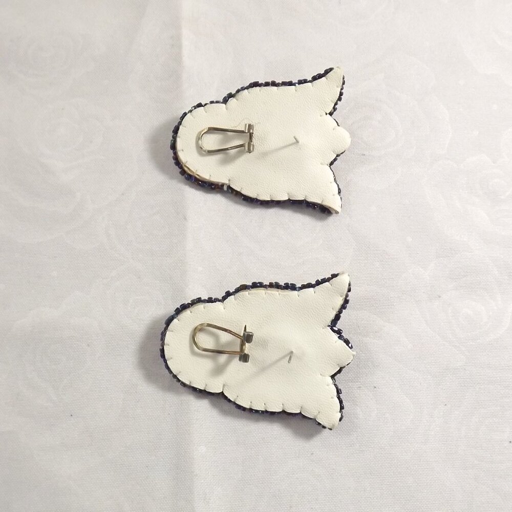 Hand Crafted Pastel Beaded Tulip Earrings - Picture 3 of 5